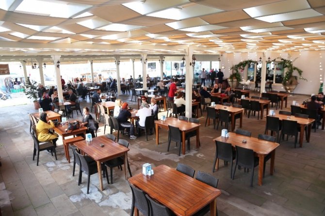 Bodrum Belediyesi Kafelerinde İndirim Dönemi Başladı