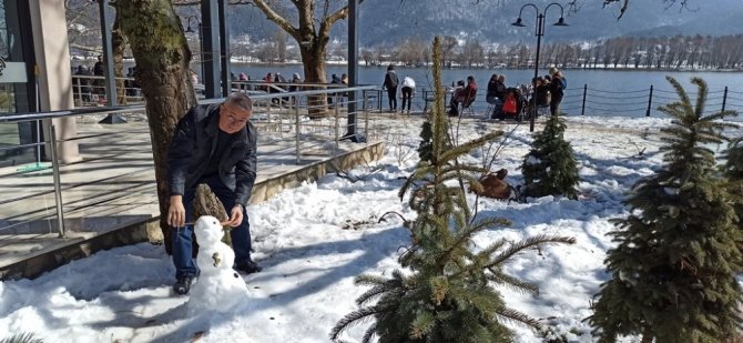 İzmirliler Kara Doydu