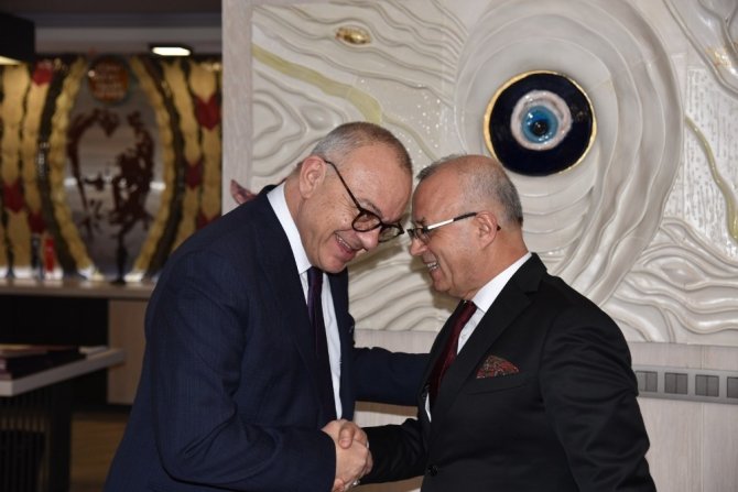 Başkan Ergün, Mhp’li Belediye Başkanlarını Ağırladı