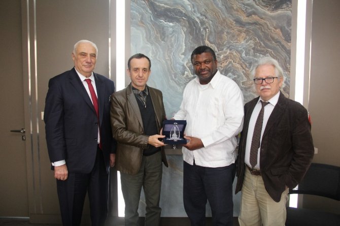 Dr. Zafer Beken: "Gambiya İle İş Birlikteliğine Açığız"