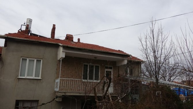 67 Yaşındaki Baba Oğlunu Tüfekle Öldürdü