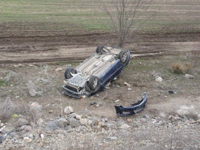 Güne Giden Bayanlar Kaza Yaptı; 1 Ölü, 4 Yaralı