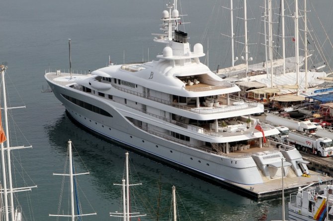 Ege Kıyılarının Su Üstü, Dünya Zenginlerini Cezbediyor