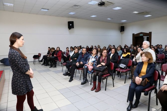 ‘Yüzleşme’ Menteşeli Kadınlar İle Buluştu