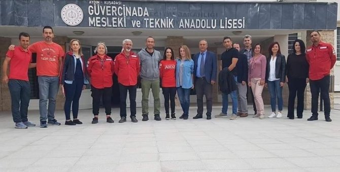 Kuşadası’nda Öğrencilere ’Deprem Bilinçlendirme’ Eğitimi