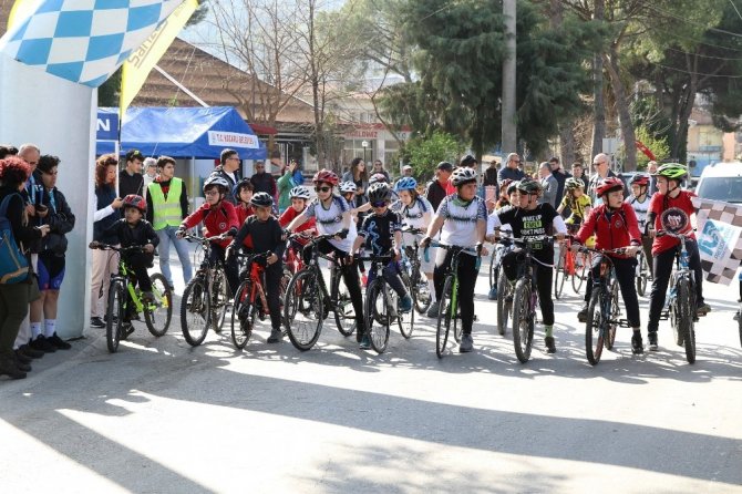 Pedalları Koçarlı’da Çevirdiler