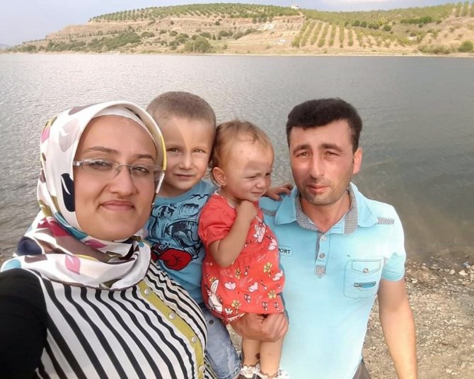 Manisa Feci Kaza: Genç Çift Hayatını Kaybetti, Çocukları Yaralandı