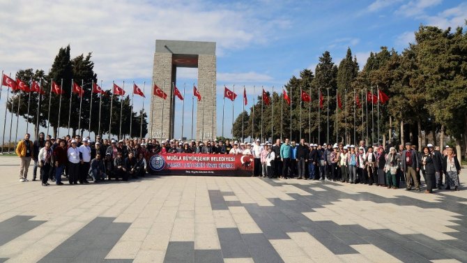 Muğlalılar Çanakkale Kahramanlarını Ziyaret Etti