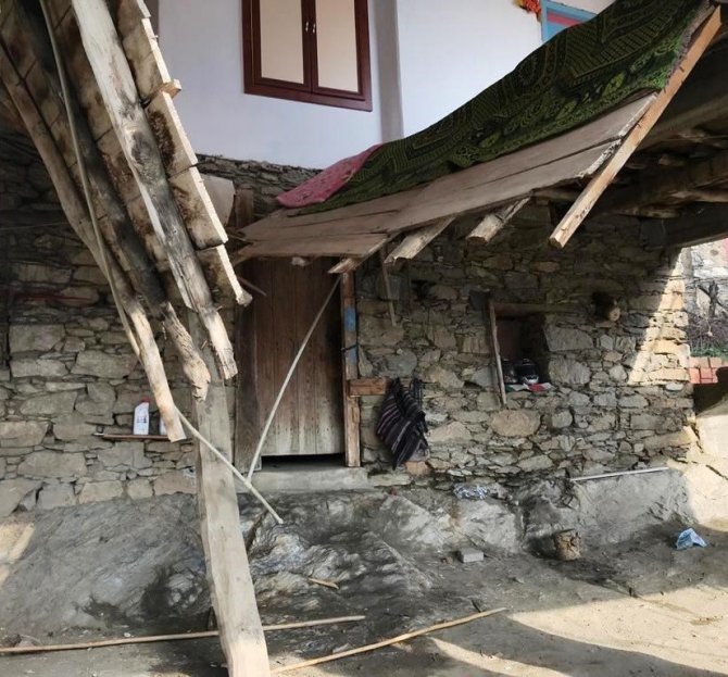 Düğün Evi Çöktü, Yaralılar Hastaneye Kaldırıldı