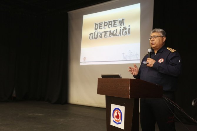 Denizli Büyükşehir Belediyesi 2 Bin 500 Personele Deprem Eğitimi Verdi