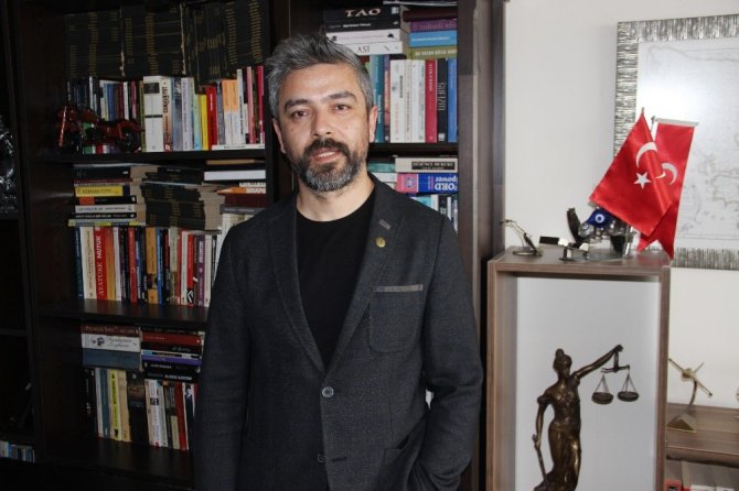 "Sahte Mesajlar Virüsten Daha Hızlı Yayılıyor"