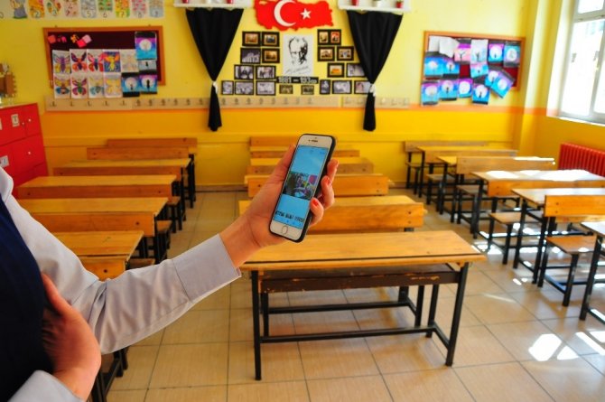 Korona Virüsü, Öğrencilerin Yaşlılara Olan Sevgisini Engelleyemedi