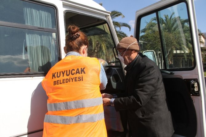 Kuyucak Belediyesi Engelli Ve Yaşlı Vatandaşlara Ulaşım Desteği Veriyor