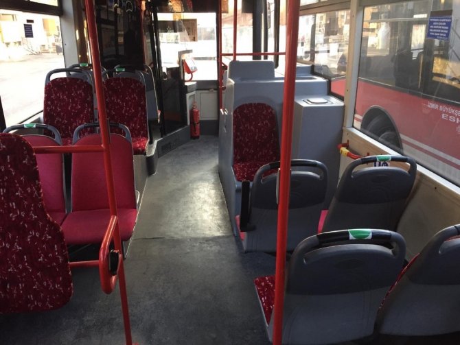 İzmir Toplu Ulaşımında “Yeşil Koltuk” Uygulaması