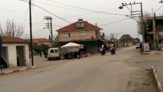 Salihli’de Jandarmadan ’Evde Kal’ Çağrısı