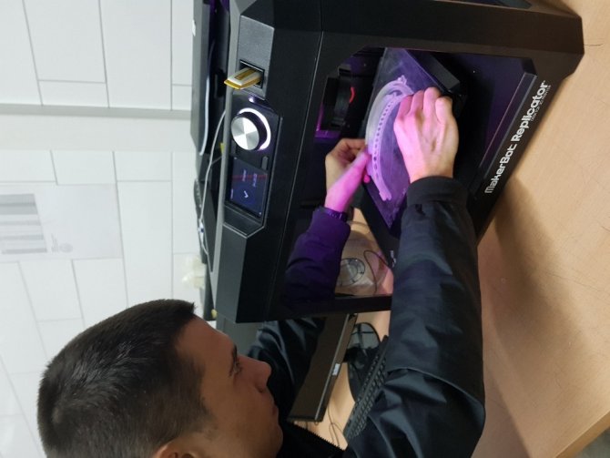 Virüs Savaşçılarına ‘Yüz Kalkanı’