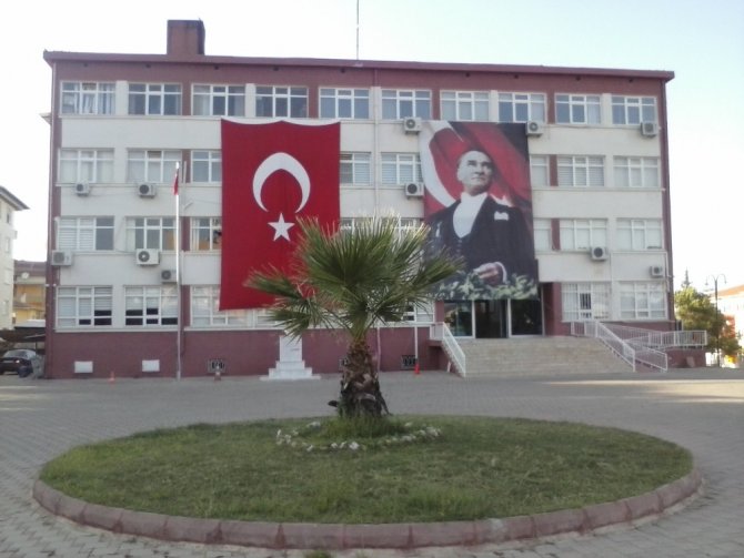 Karacasu Kaymakamlığı Gençleri Göreve Davet Etti