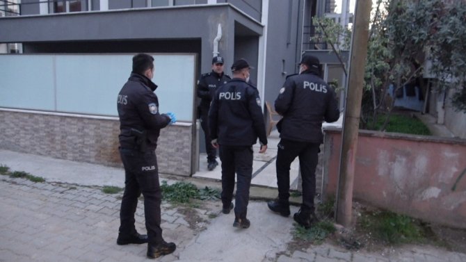 Cesedini Oksijen Tüpünü Değiştirmeye Gelen Görevliler Buldu