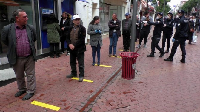 Nazilli Polisinden Asırlık Perşembe Pazarında Sıkı Önlem