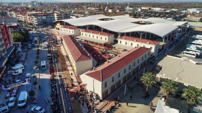 Salihli’de Pazar Yerlerine Korona Virüs Düzenlemesi