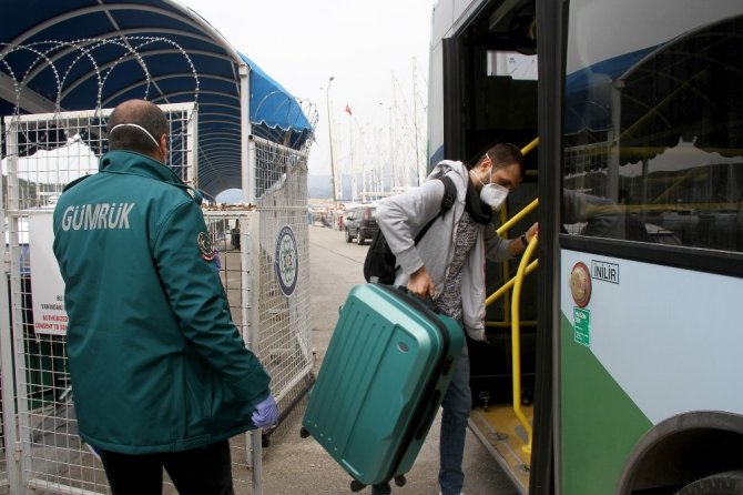 Kuru Yük Gemisindeki 9 İşçi Karantinaya Alındı