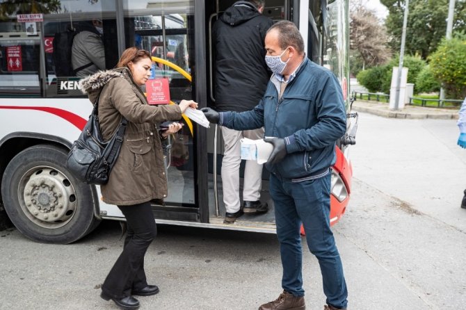 Toplu Ulaşımda Ücretsiz Maske Desteği