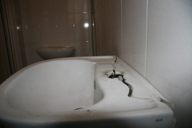 Camiye Giren Hırsızlar Henüz Parası Ödenmemiş Muslukları Çaldı