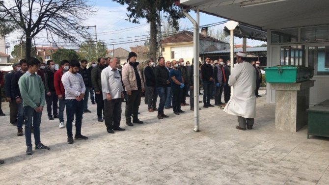 Annesinin Öldürdüğü Talihsiz Çocuk Manisa’da Defnedildi