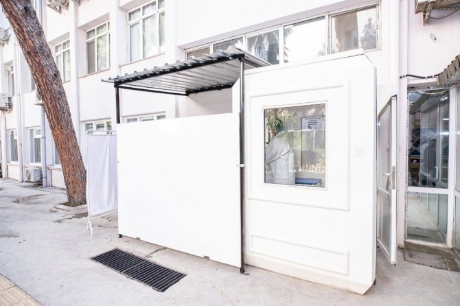 Eşrefpaşa Hastanesinde Sağlık Çalışanları İçin Özel Koruma