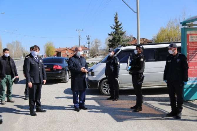 Polisin Kuruluş Yıl Dönümünü Uygulama Noktasında Kutladı