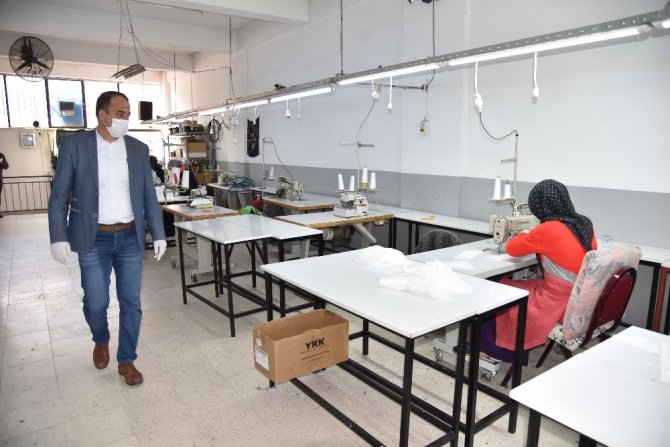 Manisa Büyükşehir Belediyesi Maske Üretimine Başladı