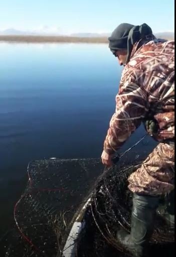 Göle Kaçak Bırakılan 2 Bin 550 Metre Ağ Ele Geçirildi