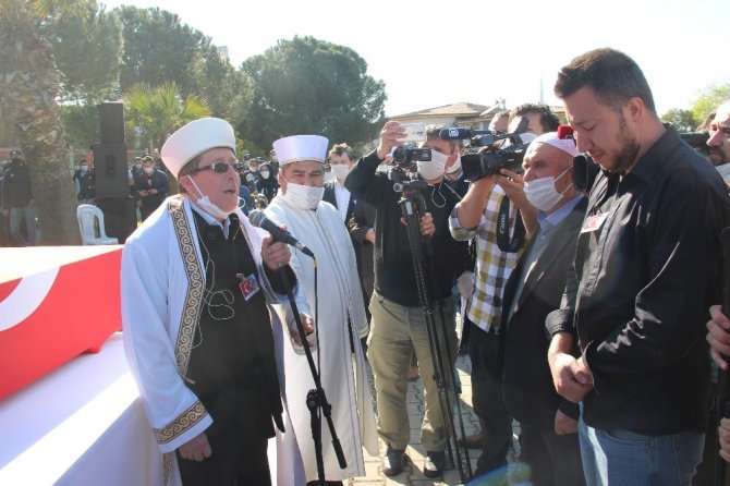 Şehidin Cenaze Namazını İmam Olan Babası Kıldırdı, Sözleri Ders Verdi