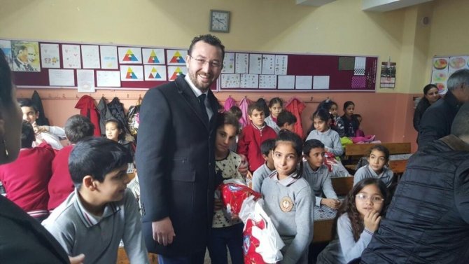 Egeid, 23 Nisan’ı Çocuklarla Birlikte Kutlayacak