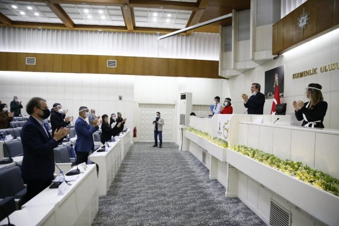 Konak Belediye Meclisi Olağanüstü Toplandı