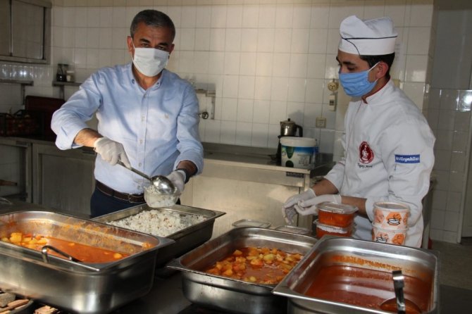 Koçarlı’da Fakirler Ekmeksiz, Garipler Aşsız Kalmayacak