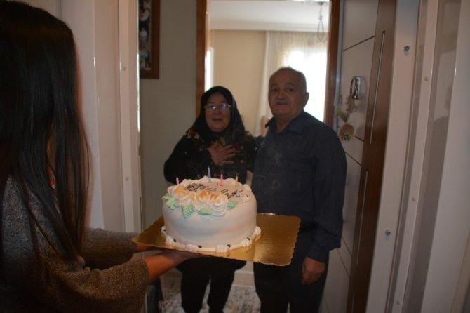 Büyükşehir’den 50. Evlilik Yıldönümü Sürprizi