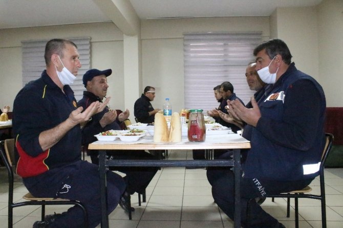 İtfaiye Erlerinin Ramazan Mesaisi