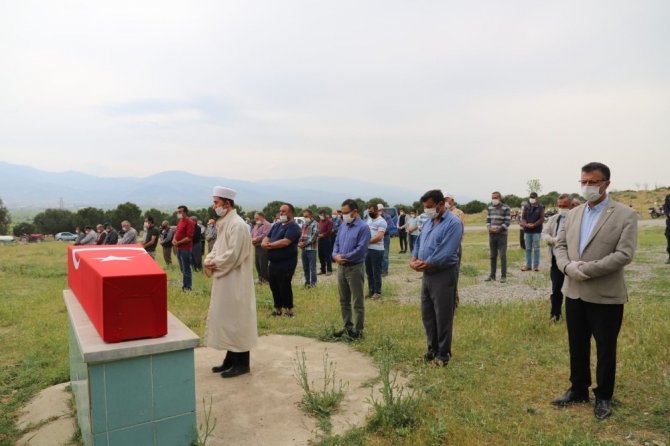 Kıbrıs Gazisi Kalbine Yenik Düştü
