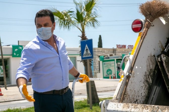 Başkan Aras, İşçilerin Bayramını Kutladı