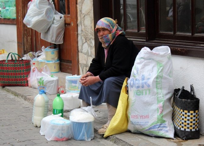 Menteşe’nin Yoğurtçu Kadınları Sokaktan Kurtulmak İstiyor