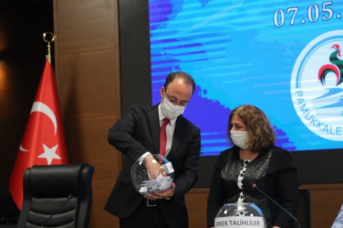 Pamukkale Belediyesi Noter Huzurunda Yaptığı Çekilişle 50 İşçi Aldı