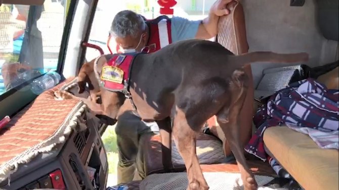 Şüphe Üzerine Durdurulan Kamyondan Uyuşturucu Çıktı