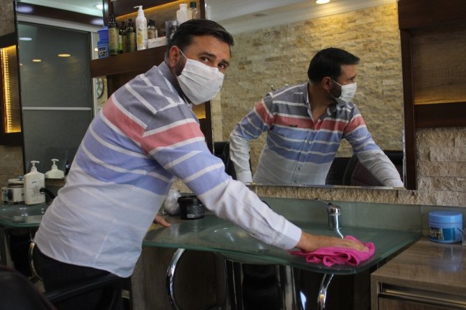 Uşak’taki Kuaförlerde ‘Fahiş Fiyat’ Uygulanmayacak