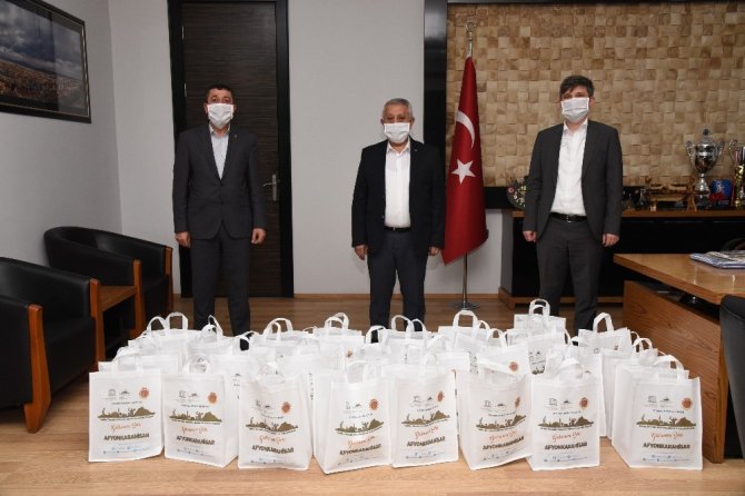 Şoförlere Hijyen Seti Dağıtıldı