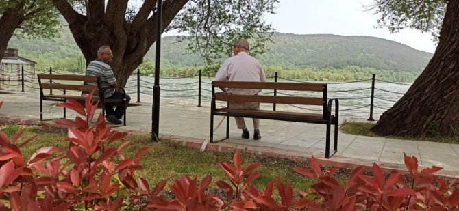 Gökcük’te Sakin Pazar Günü