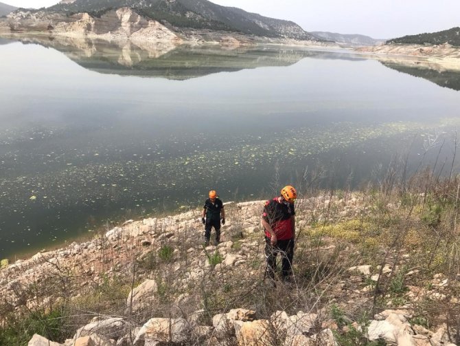 Kaybolan 57 Yaşındaki Adamı Bulmak İçin Su Altında Arama Çalışması Sürüyor