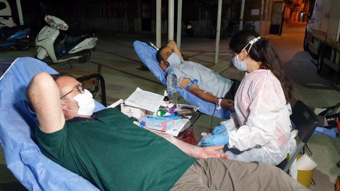 Nazilli’de Din Görevlileri Kan Bağışında Bulundu