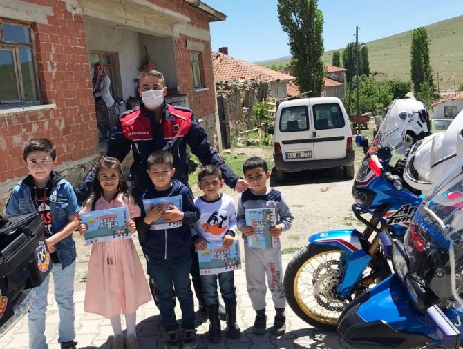 Jandarmanın "Huzur Ve Hızır" Timleri Bayramda Da Görev Başında