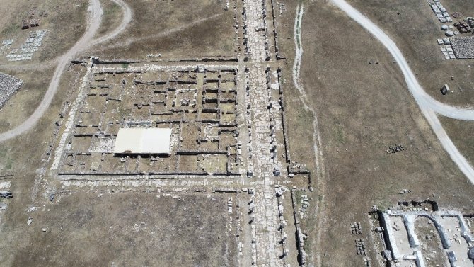 Laodikya Antik Kenti’nin Gün Yüzüne Çıkarılması Asırlar Sürecek